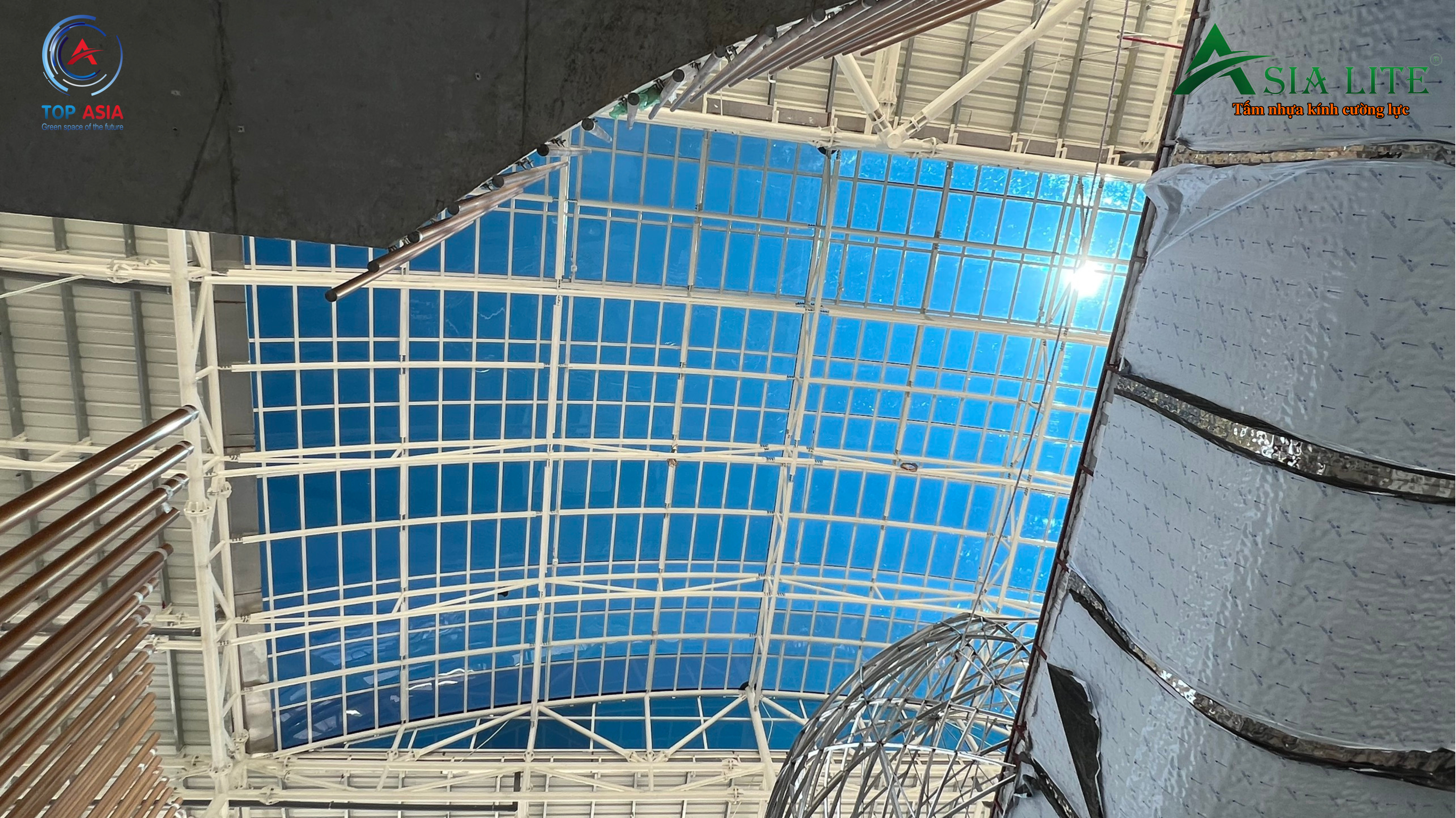 TẤM NHỰA KÍNH POLYCARBONATE CƯỜNG LỰC Công trình bến cảng quốc tế Ao Tiên - Vân Đồn - Quảng Ninh