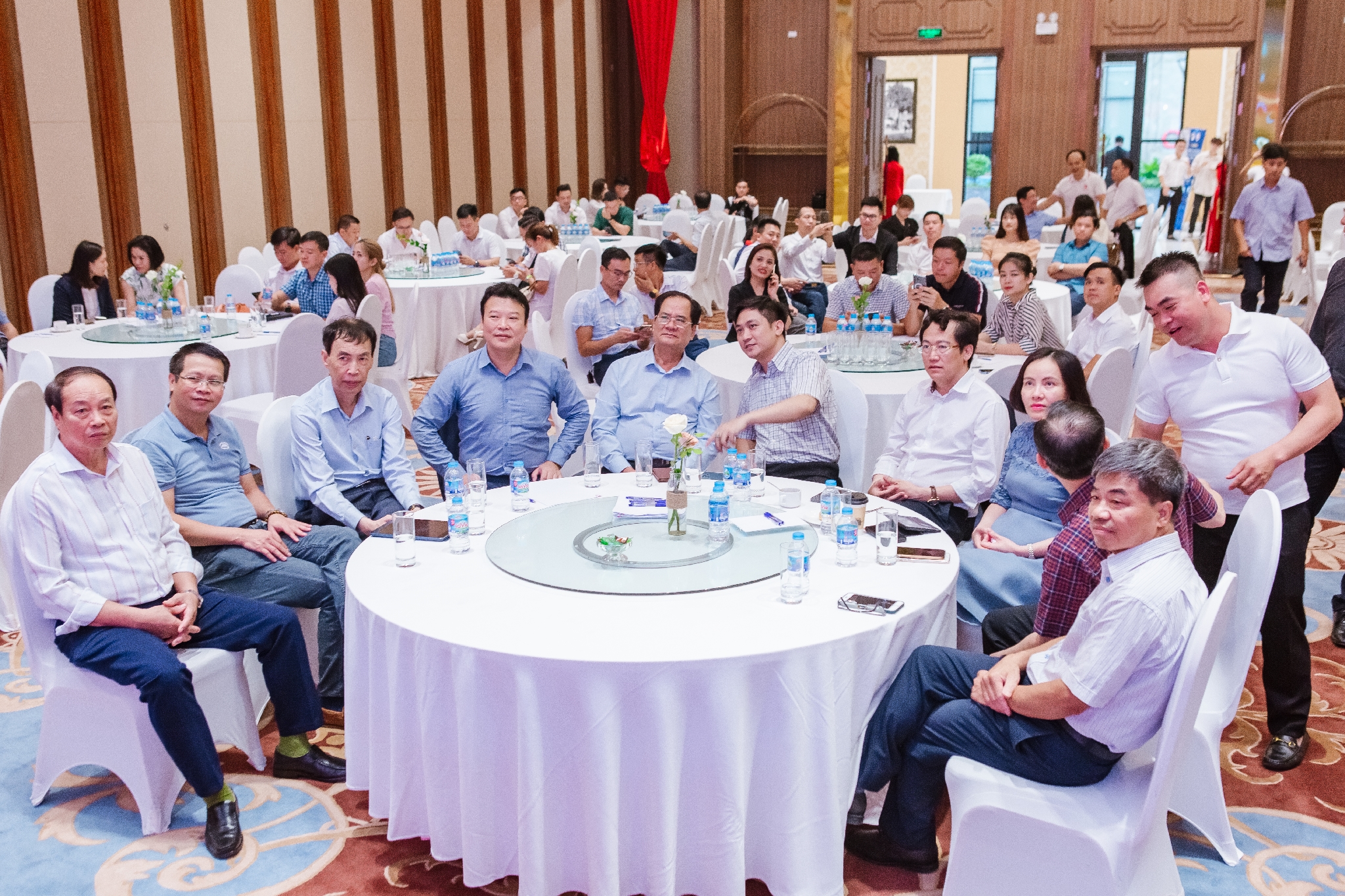 Nhựa kính cường lực Asia Lite | Toạ đàm Triển Vọng kinh tế Việt Nam, cơ hội và thách thức với doanh nghiệp Ông Đào Xuân Dũng và các vị khách quý của dòng họ Đào Việt Nam