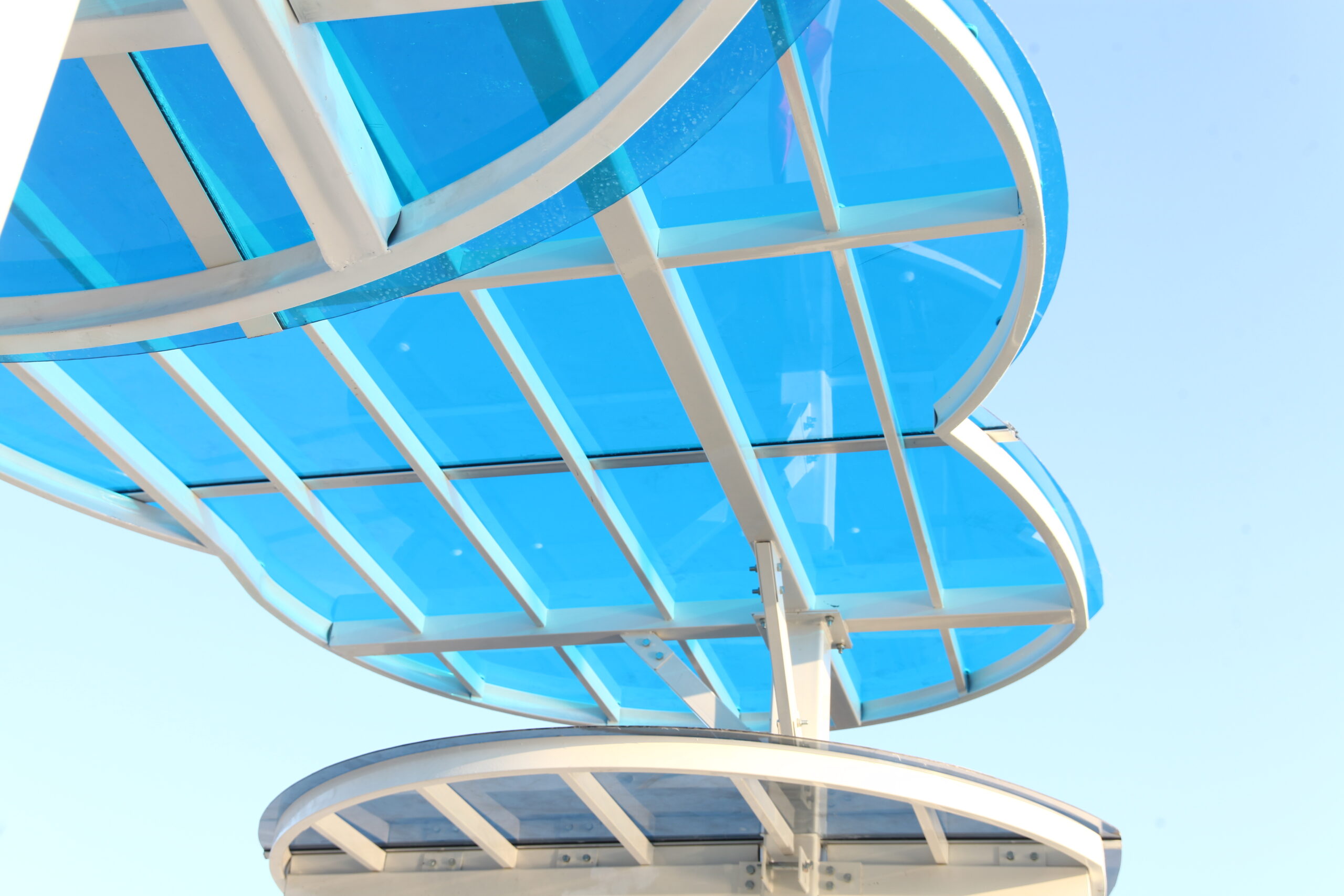 TẤM NHỰA KÍNH POLYCARBONATE CƯỜNG LỰC Công trình bến cảng quốc tế Ao Tiên - Vân Đồn - Quảng Ninh sau khi hoàn thiện