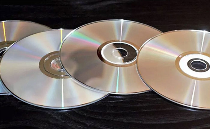 Nhựa Polycarbonate là gì ? Nhựa polycarbonate làm đĩa CD