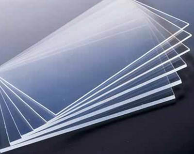Tấm nhựa lấy sáng loại nào tốt - Tấm nhựa Polycarbonate - Mica hay Composite?