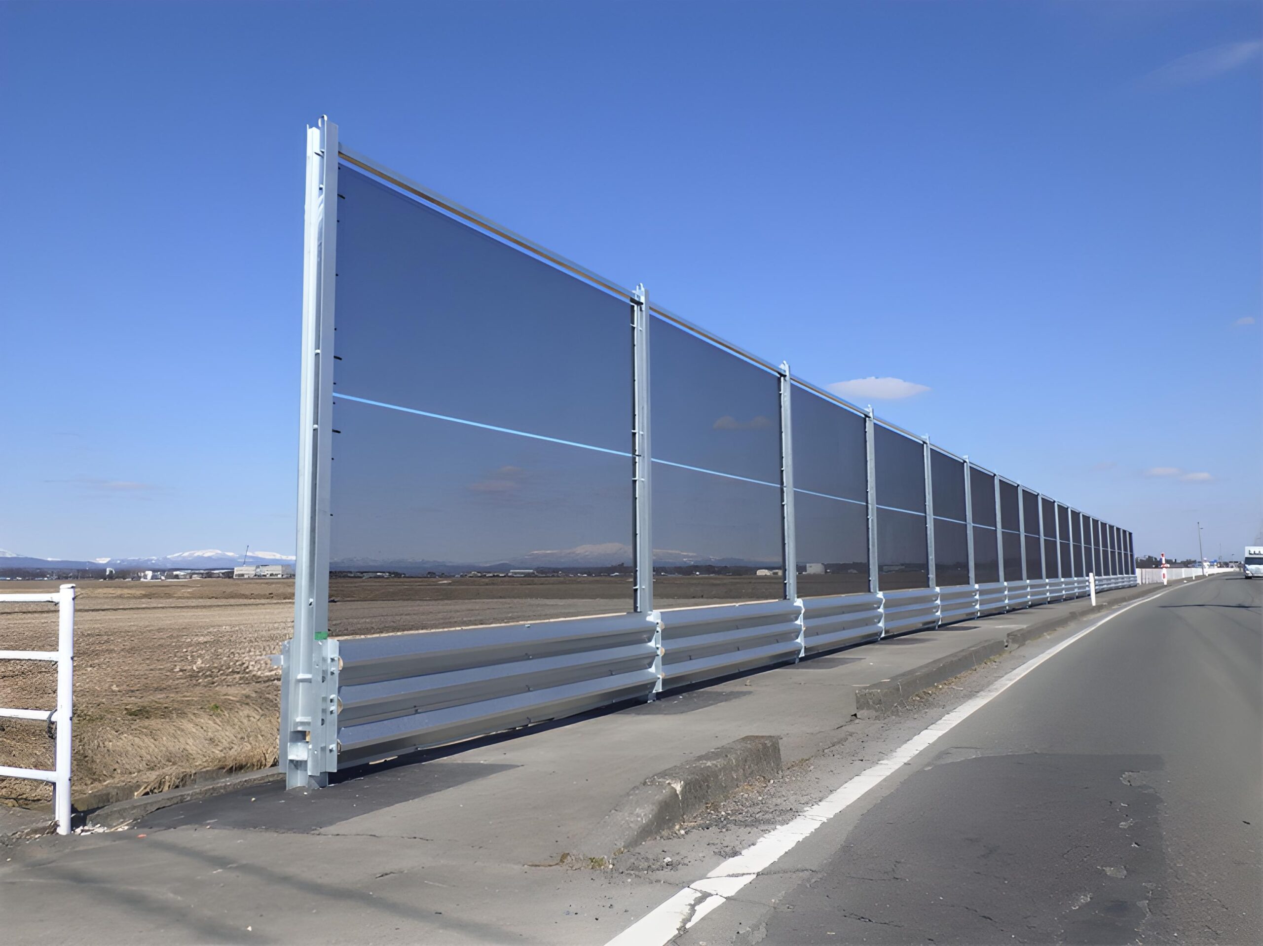 Tấm Polycarbonate đặc ruột Top Asia: Giải pháp xây dựng bền vững, thẩm mỹ và tiết kiệm Một số ứng dụng của tấm nhựa polycarbonate Asia Gold