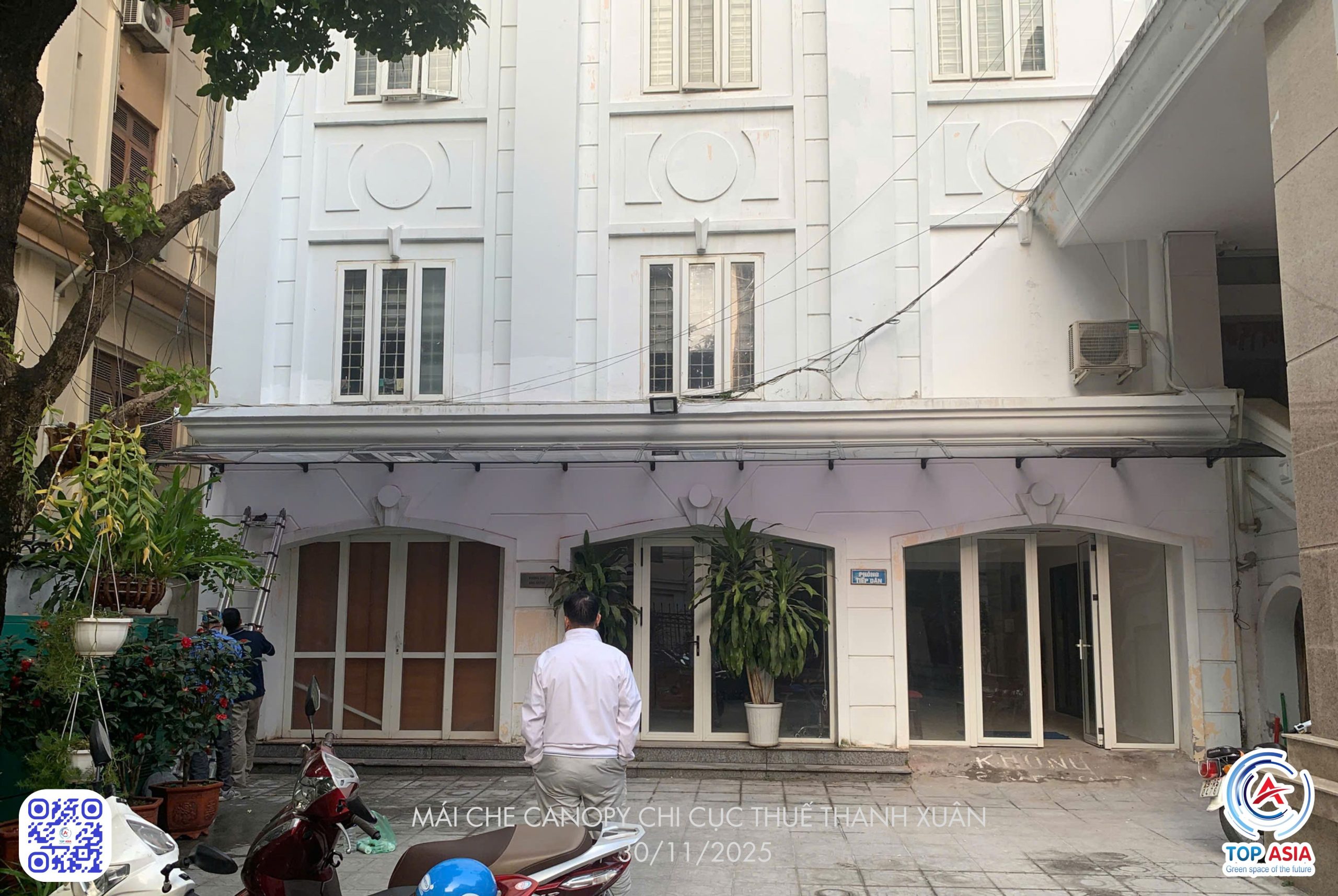 ỨNG DỤNG MÁI CHE LẤY SÁNG CANOPY TOP ASIA CHO CÔNG SỞ: NÂNG TẦM KIẾN TRÚC, TỐI ƯU TIỆN ÍCH 1 2 scaled