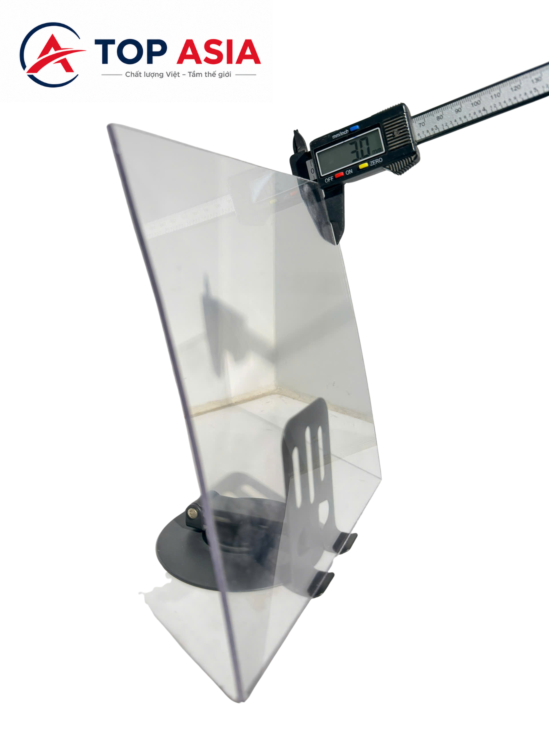 Tam-Polycarbonate-dac-ruot-3mm