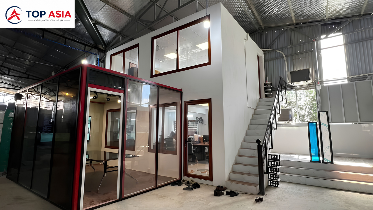 Tấm Tản Sáng Polycarbonate: Giải Pháp Phân Phối Ánh Sáng Tối Ưu Cho Kiến Trúc